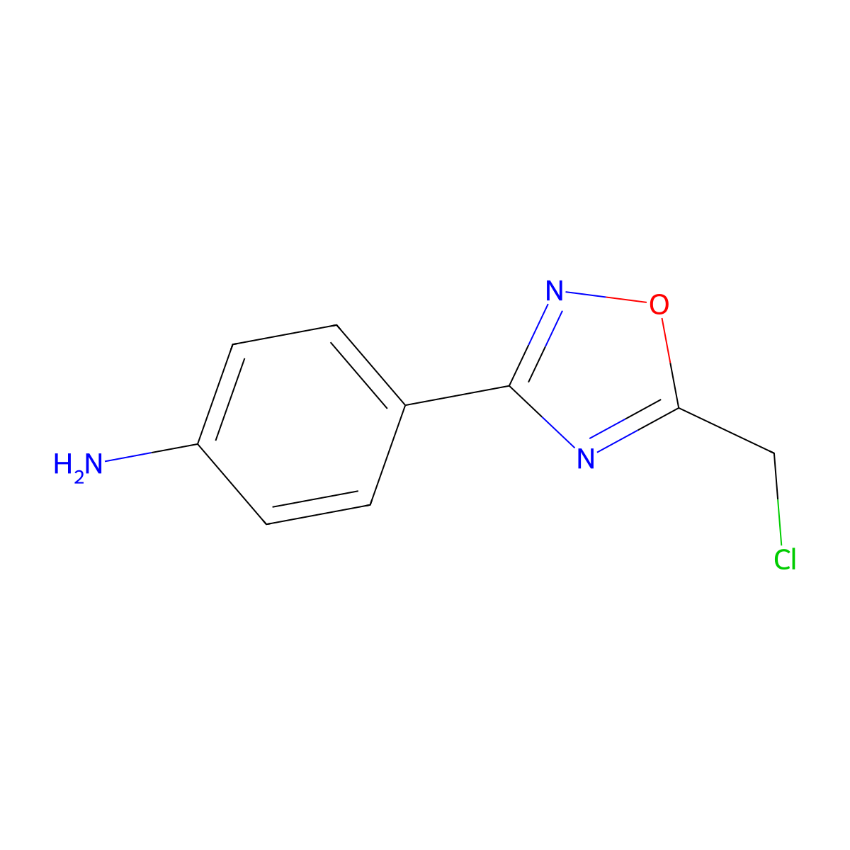4-(5-(Chloromethyl)-1,2,4-oxadiazol-3-yl)aniline molecular structure, CAS 6674-17-5