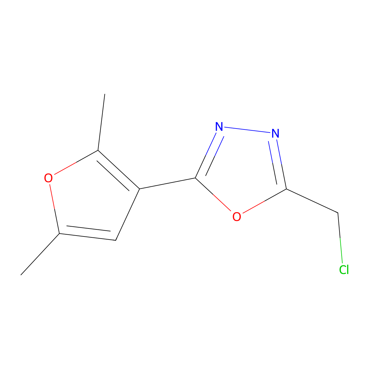 2-(Chloromethyl)-5-(2,5-dimethylfuran-3-yl)-1,3,4-oxadiazole molecular structure, CAS 796106-49-5
