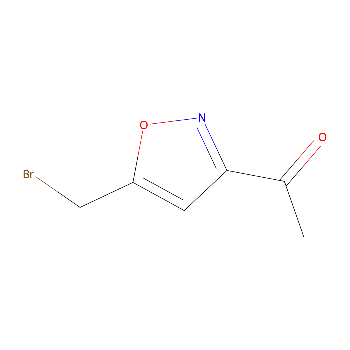 1-[5-(Bromomethyl)-1,2-oxazol-3-yl]ethan-1-one molecular structure, CAS 852107-62-1